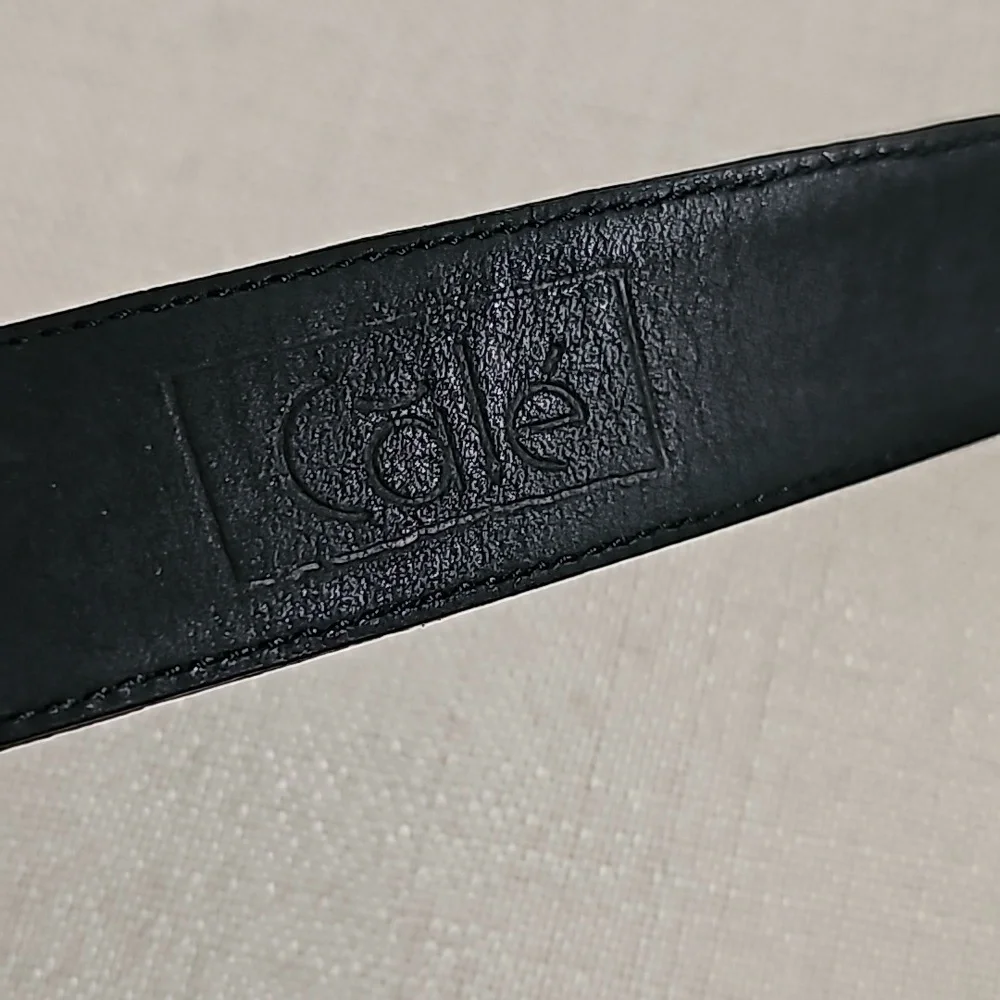 Cale Men's Crocodile 2 Tone Buckle Belt